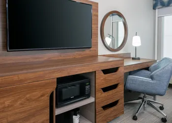 Hampton Inn & Suites Charlottesville-At the University hotel thumbnail 6