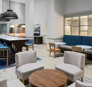 Hampton Inn & Suites Charlottesville-At the University hotel detail image 4