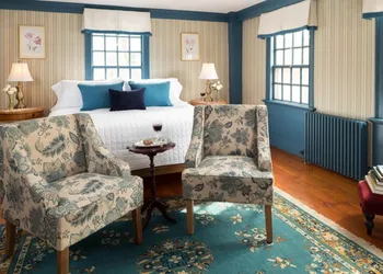 Waldo Emerson Inn hotel thumbnail 3