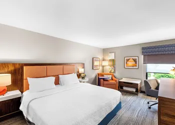 Hampton Inn Knoxville - Airport hotel thumbnail 8