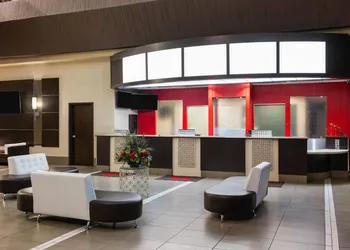 Ramada Plaza by Wyndham Regina Downtown hotel thumbnail 3