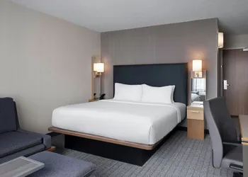 Courtyard by Marriott Charlotte City Center hotel thumbnail 7