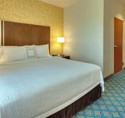 Fairfield Inn & Suites by Marriott San Francisco Airport hotel detail image 4