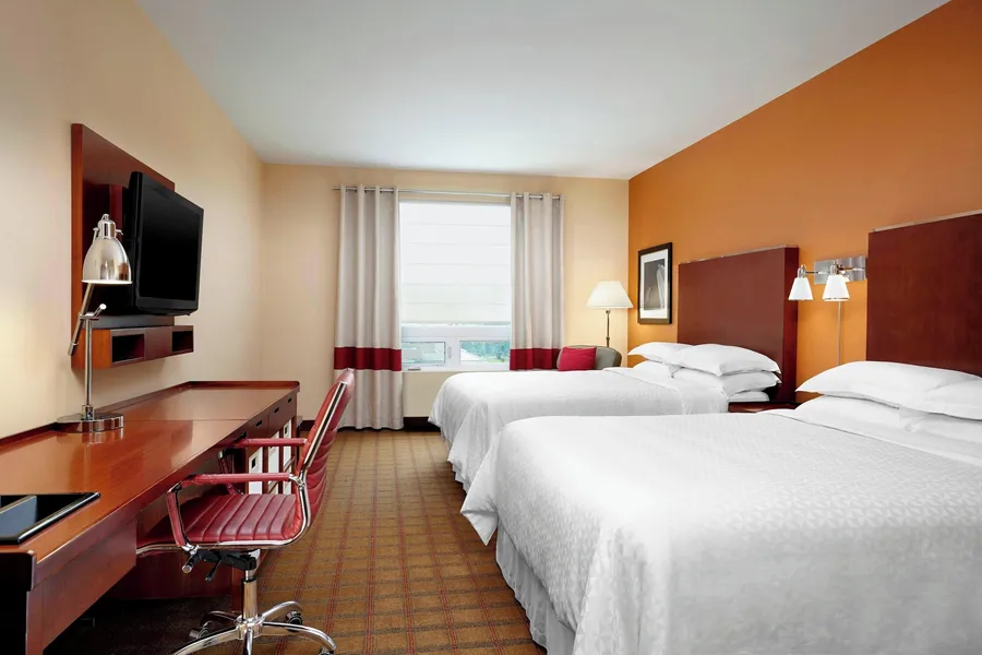 Four Points by Sheraton Calgary Airport hotel detail image 6