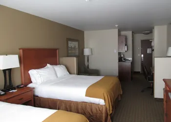 Holiday Inn Express and Suites Sioux Falls SW by IHG hotel thumbnail 2