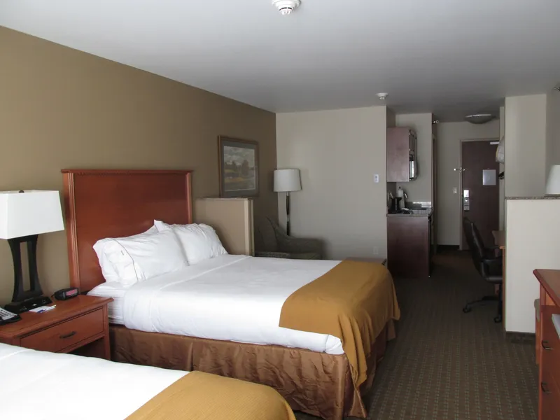 Holiday Inn Express and Suites Sioux Falls SW by IHG hotel detail image 2