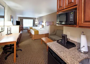 Holiday Inn Express and Suites Sioux Falls SW by IHG hotel thumbnail 3