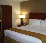 Holiday Inn Express and Suites Sioux Falls SW by IHG hotel detail image 4