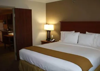 Holiday Inn Express and Suites Sioux Falls SW by IHG hotel thumbnail 4