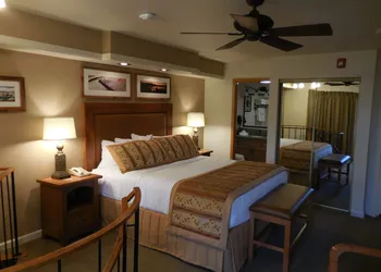 Tahoe Beach & Ski Club hotel thumbnail 5