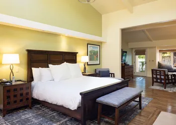 The Quail hotel thumbnail 4