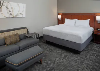 Courtyard by Marriott Nashville Airport hotel thumbnail 8