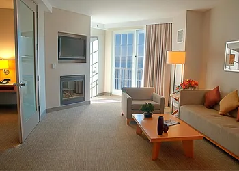 InterContinental the Clement Monterey by IHG hotel thumbnail 3