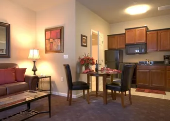 Stratford Suites hotel thumbnail 5