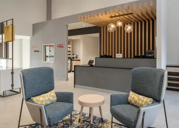 TownePlace Suites by Marriott Portland Airport hotel thumbnail 3