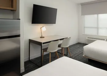 TownePlace Suites by Marriott Portland Airport hotel thumbnail 6