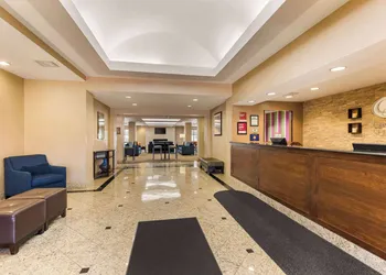 Comfort Suites Elkridge Columbia Gateway hotel thumbnail 3
