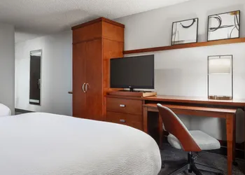 Courtyard by Marriott Anchorage Airport hotel thumbnail 6