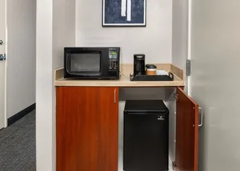 Courtyard by Marriott Anchorage Airport hotel thumbnail 7