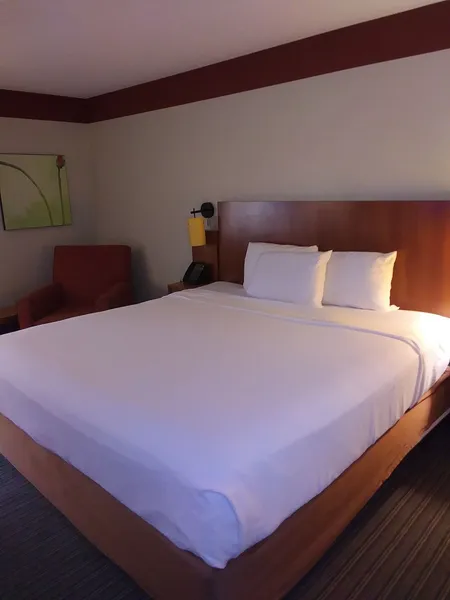 Travelodge by Wyndham Columbus State University hotel detail image 2