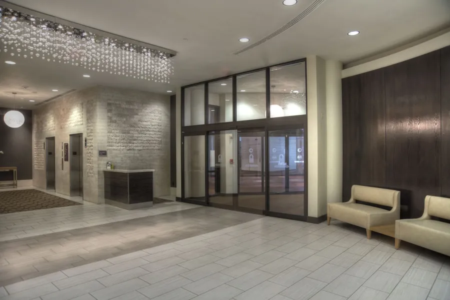DoubleTree by Hilton Washington DC - Crystal City hotel detail image 2