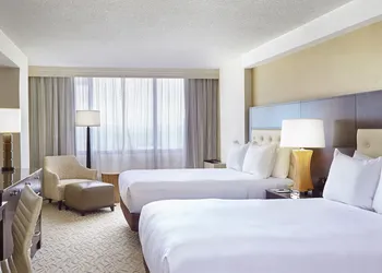 DoubleTree by Hilton Washington DC - Crystal City hotel thumbnail 6