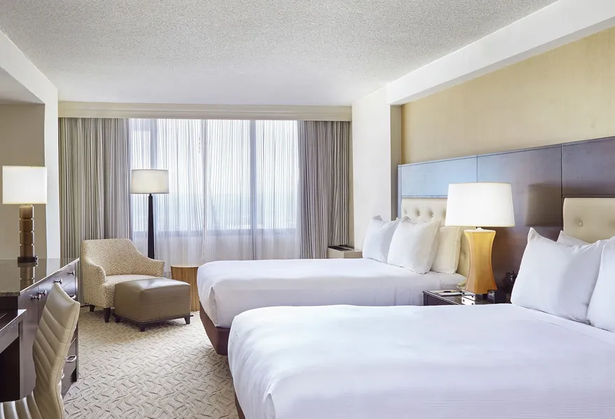 DoubleTree by Hilton Washington DC - Crystal City hotel detail image 6