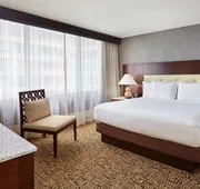 DoubleTree by Hilton Washington DC - Crystal City hotel detail image 7