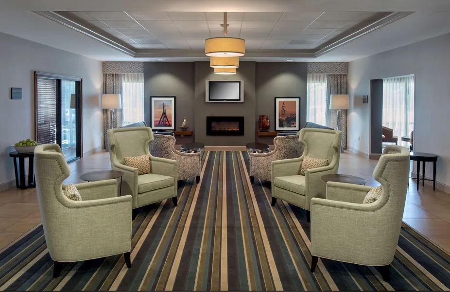 Hampton Inn Boston - Logan Airport hotel detail image 2
