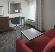 Hampton Inn Boston - Logan Airport hotel detail image 4