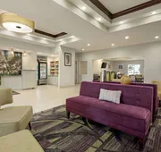 La Quinta Inn & Suites by Wyndham Fresno Northwest hotel detail image 4