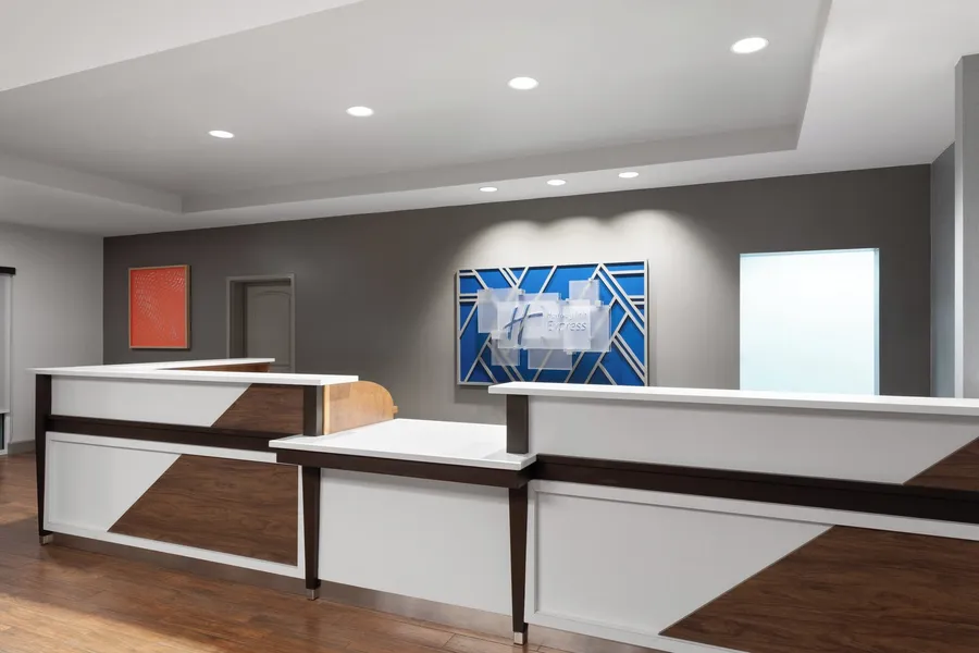 Holiday Inn Express Hotel & Suites Huntsville West - Research Pk by IHG hotel detail image 2