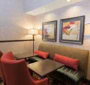 Hampton Inn & Suites Bismarck Northwest hotel detail image 4
