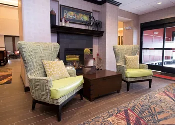 Hampton Inn & Suites Bismarck Northwest hotel thumbnail 5