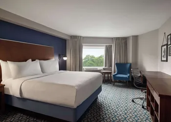 Wyndham Grand Fallsview Hotel hotel thumbnail 3