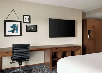 Wyndham Grand Fallsview Hotel hotel thumbnail 5
