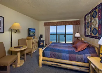 Tahoe Lakeshore Lodge & Spa hotel thumbnail 2