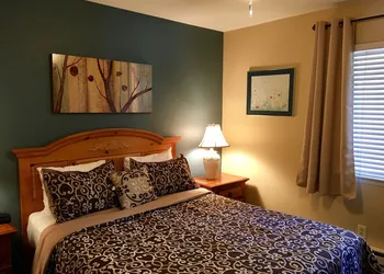 Tahoe Lakeshore Lodge & Spa hotel thumbnail 3