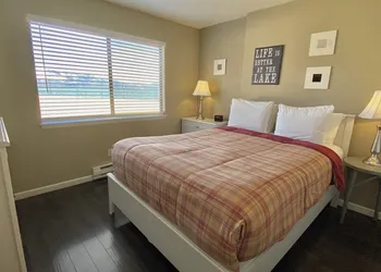 Tahoe Lakeshore Lodge & Spa hotel thumbnail 7
