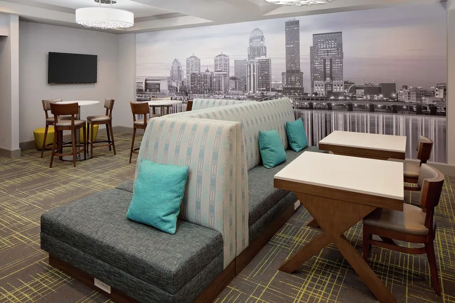 Hampton Inn Louisville Downtown hotel detail image 2