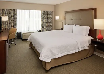 Hampton Inn Louisville Downtown hotel thumbnail 8