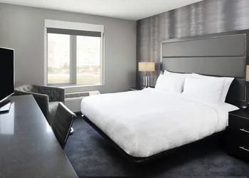 Fairfield Inn & Suites by Marriott Boston Logan Airport/Chelsea hotel thumbnail 7