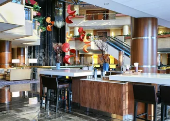 Hyatt Regency Crystal City hotel thumbnail 2