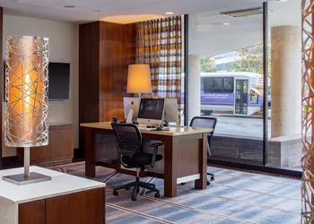 Hyatt Regency Crystal City hotel thumbnail 3
