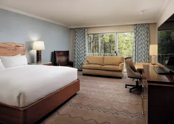 Little America Flagstaff hotel thumbnail 7