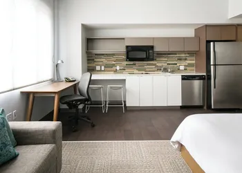 Element by Marriott Omaha Midtown Crossing hotel thumbnail 4