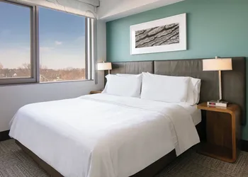 Element by Marriott Omaha Midtown Crossing hotel thumbnail 5