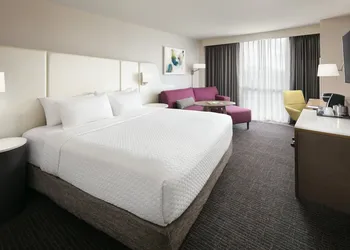 Crowne Plaza Houston Med Ctr-Galleria Area by IHG hotel thumbnail 4