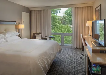 Marriott St. Louis Airport hotel thumbnail 4