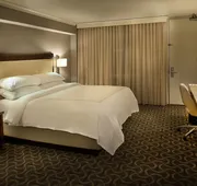 Marriott St. Louis Airport hotel detail image 5